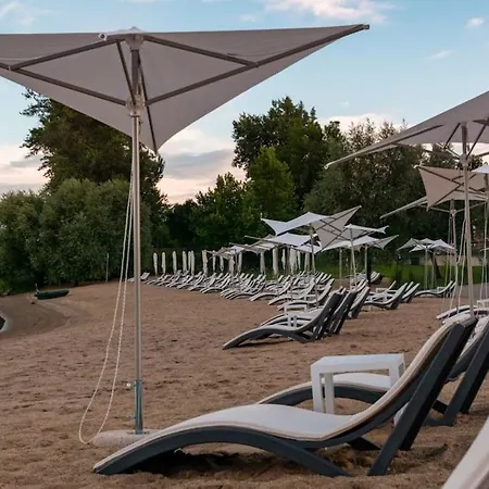 Elite Skyview Escape -Bright, Modern, Free Parking Apartment Budapest Exterior photo